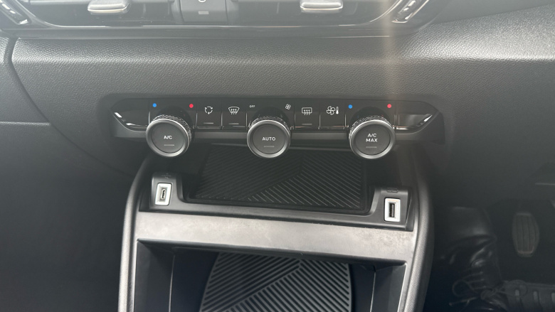 Citroen C4 1.2 PureTech [130] Sense Plus 5dr Petrol Hatchback